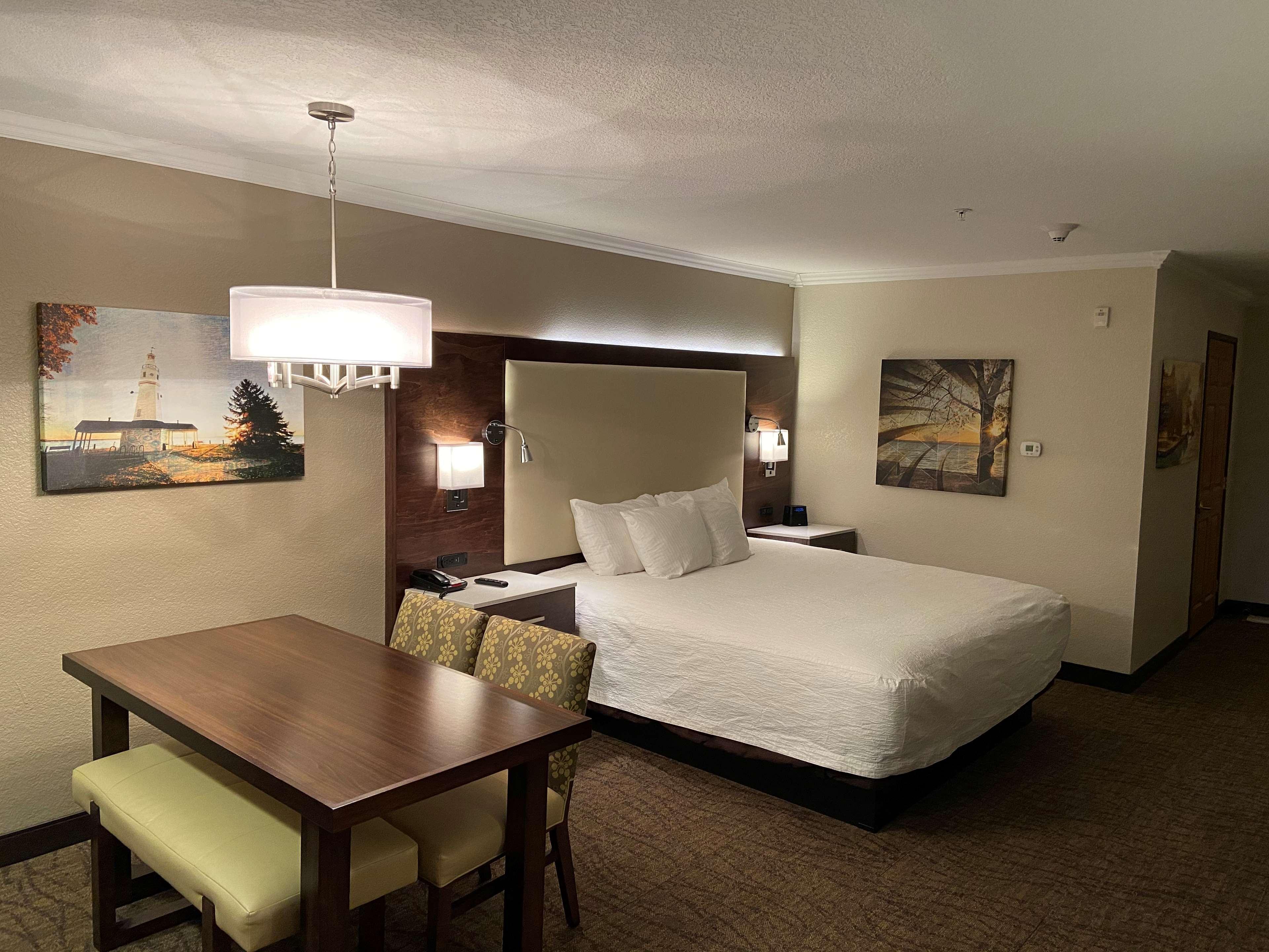 Best Western Premier Bridgewood Hotel Resort Neenah Dış mekan fotoğraf