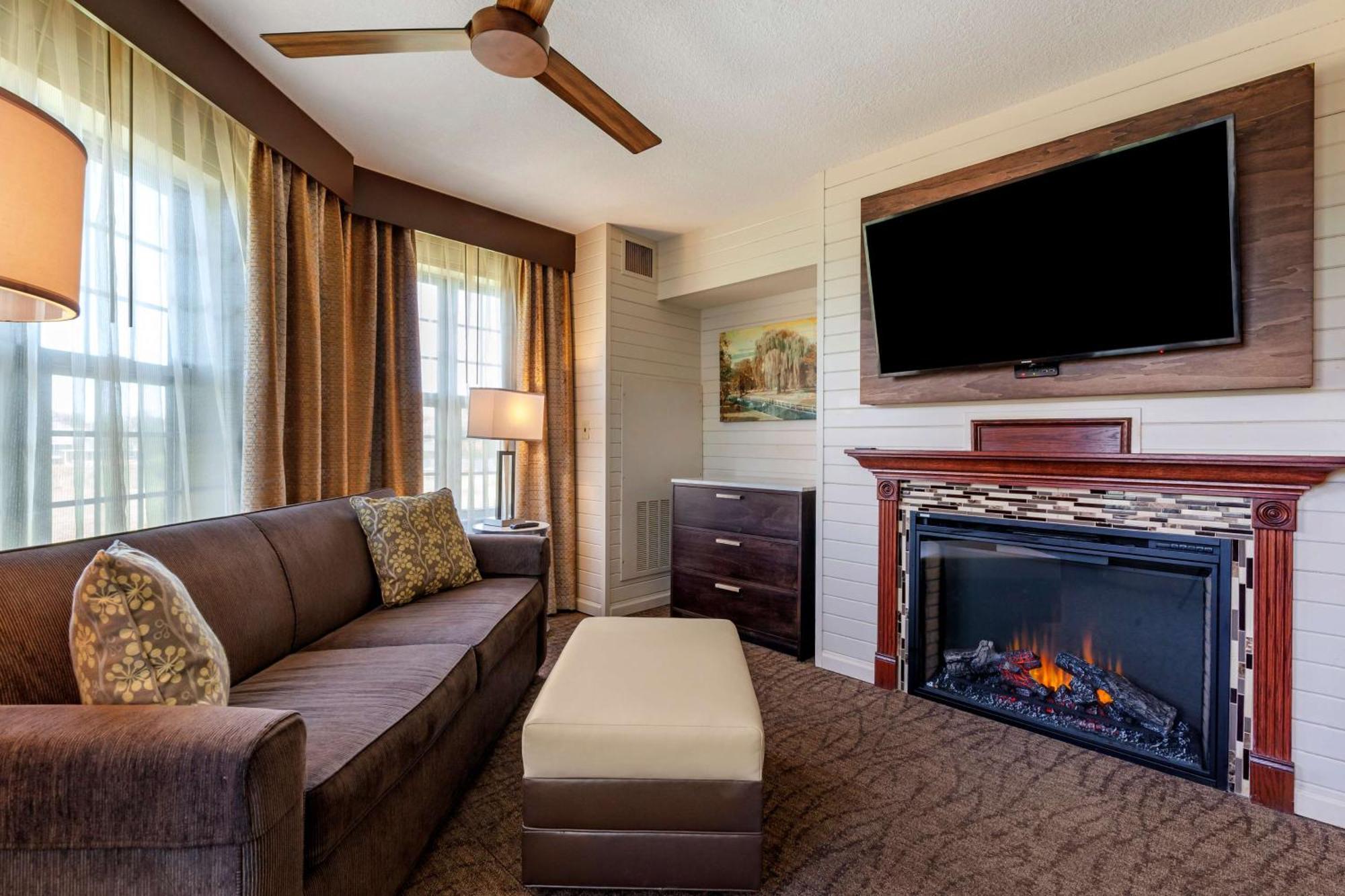 Best Western Premier Bridgewood Hotel Resort Neenah Dış mekan fotoğraf